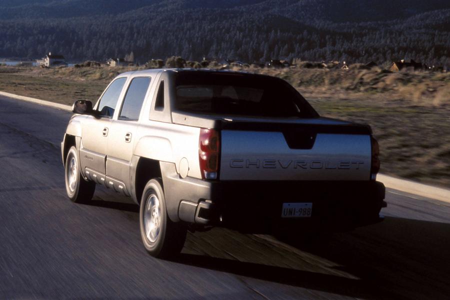  Chevrolet Avalanche 2002 года  (фото 54 из 93)